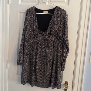 Altar’d State Black and White Printed Flowy Long Sleeve Dress